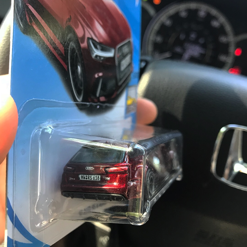 Illustration for article titled $TH RS6 vs. Matchbox RS6